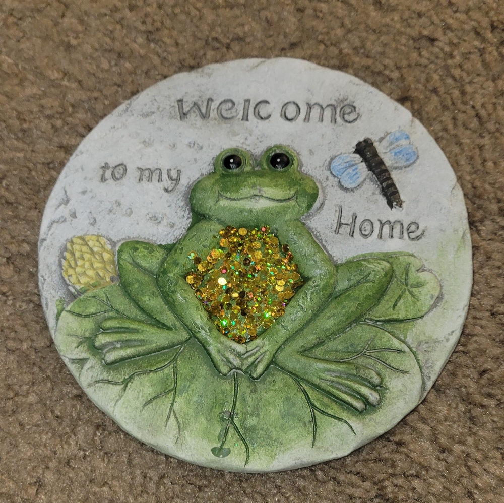 Welcome Frog Garden Stone